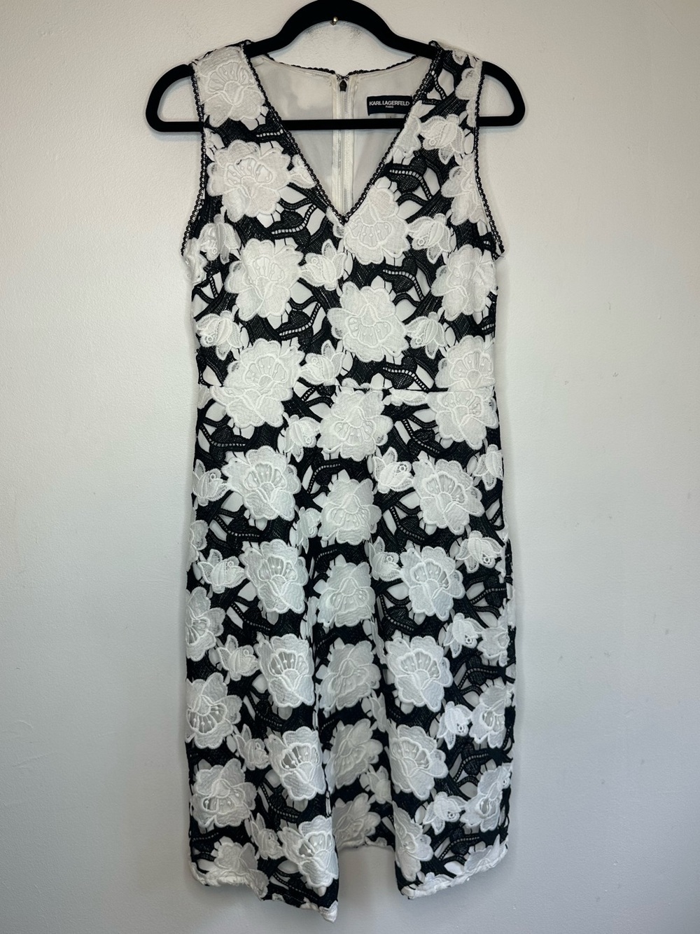 Karl Lagerfeld Paris Women’s Black & White Floral Lace Overlay Dress Size 6